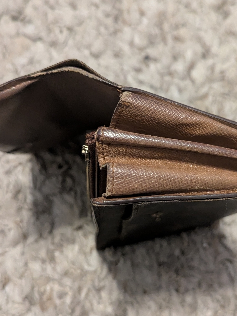 LV Monogrammed Set ( Heavily Damaged/Require Repair) Only $60 - Picture 6 of 11